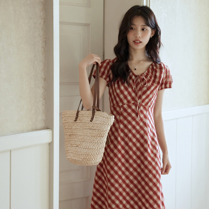 MIXABO レトロコントラストチェック柄小さなフライングスリーブプリーツ V ネックドレス女性の夏の休暇ウエスト痩身チェック柄スカート|undefined
