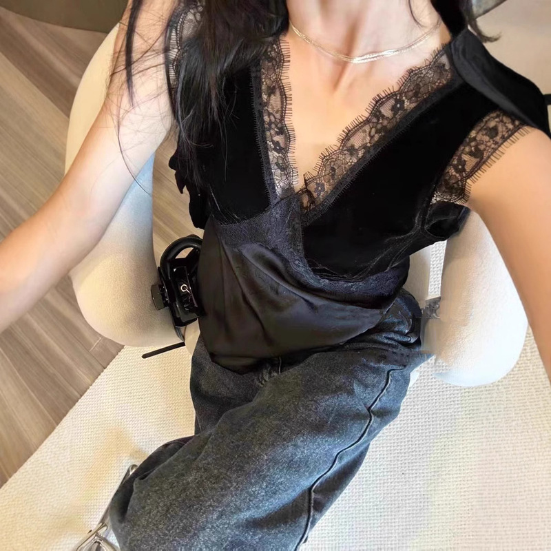 High-grade Velvet Stitching Satin Lace V-neck Sleeveless Top Summer New Elegant Outer Wear Camisole Vest