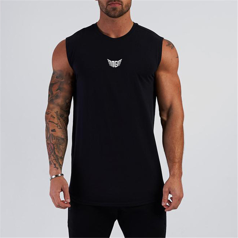 Marca de moda para hombre Chaleco de fitness Culturismo Entrenamiento muscular Chaleco deportivo Cuello redondo Camiseta sin mangas delgada sin mangas Tank top