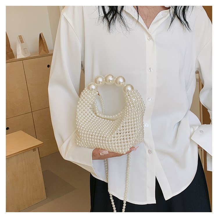 571g Weight Open Closure Type Single Shoulder Strap Strap Type Crossbody Bag Bags Type Holiday, Party Occasion Plastic Material Solid Color Pattern All Seasons Season Women's Gender Elegant, Classic Style Style Square Shape Small Size Women's Small Plastic Solid Color Elegant Classic Style Square Open Crossbody Bag 28
