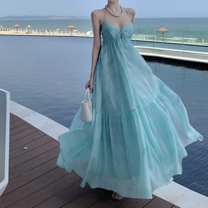 ミントグリーン海辺休暇ビーチチェック柄ドレス女性の夏の新しいホルターネック妖精気質ロングスカート