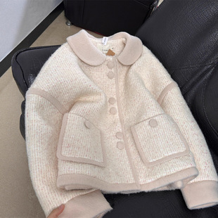 �̺���С���L�۰�ɫ�A�������Ië�ش���Ů�����͹Ŷ̿���������