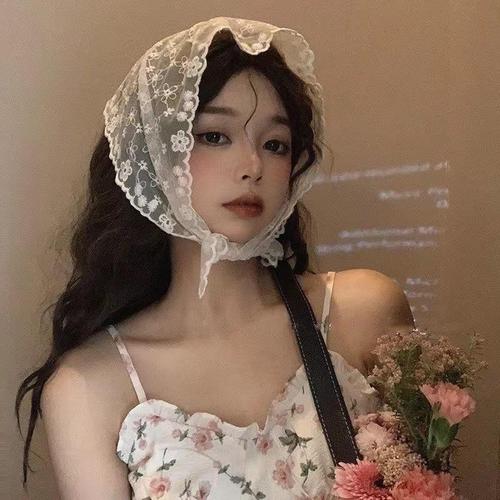 Lady Lace Crochet Scarf Vintage Triangular Band Headband for Girls Cute Sweet Little Collar Head Decor