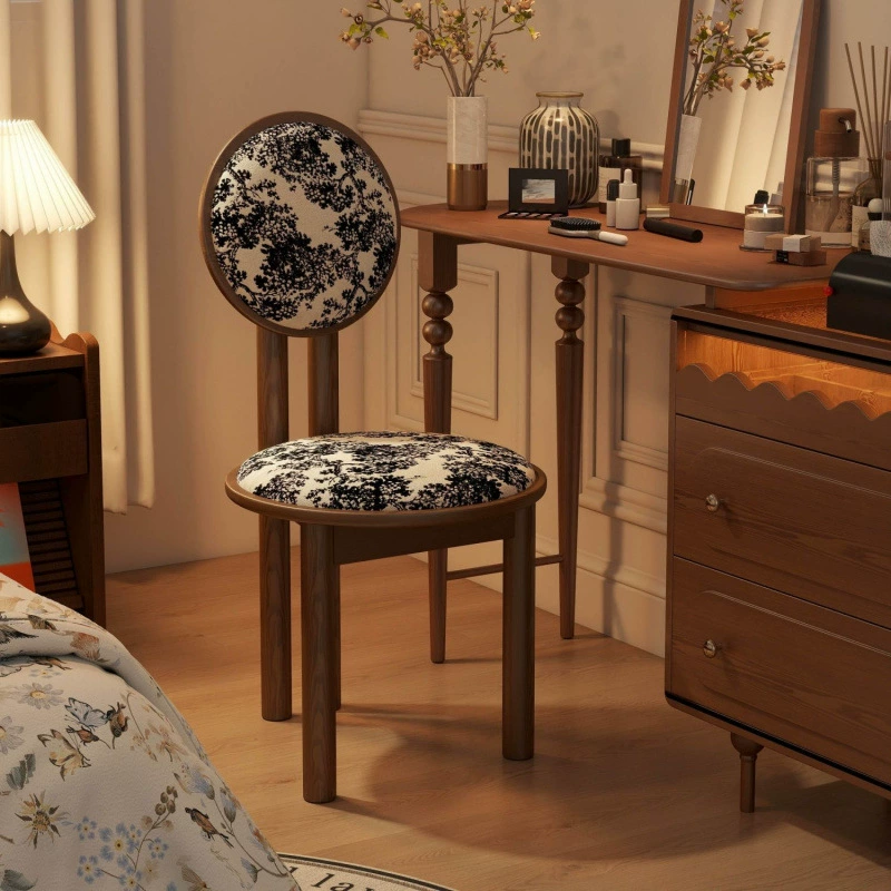 Стул для макияжа Средние стулья из цельного дерева спинки кресло французское ретро мягкая сумка принт стул спальня стол стол стул обеденный стул стул