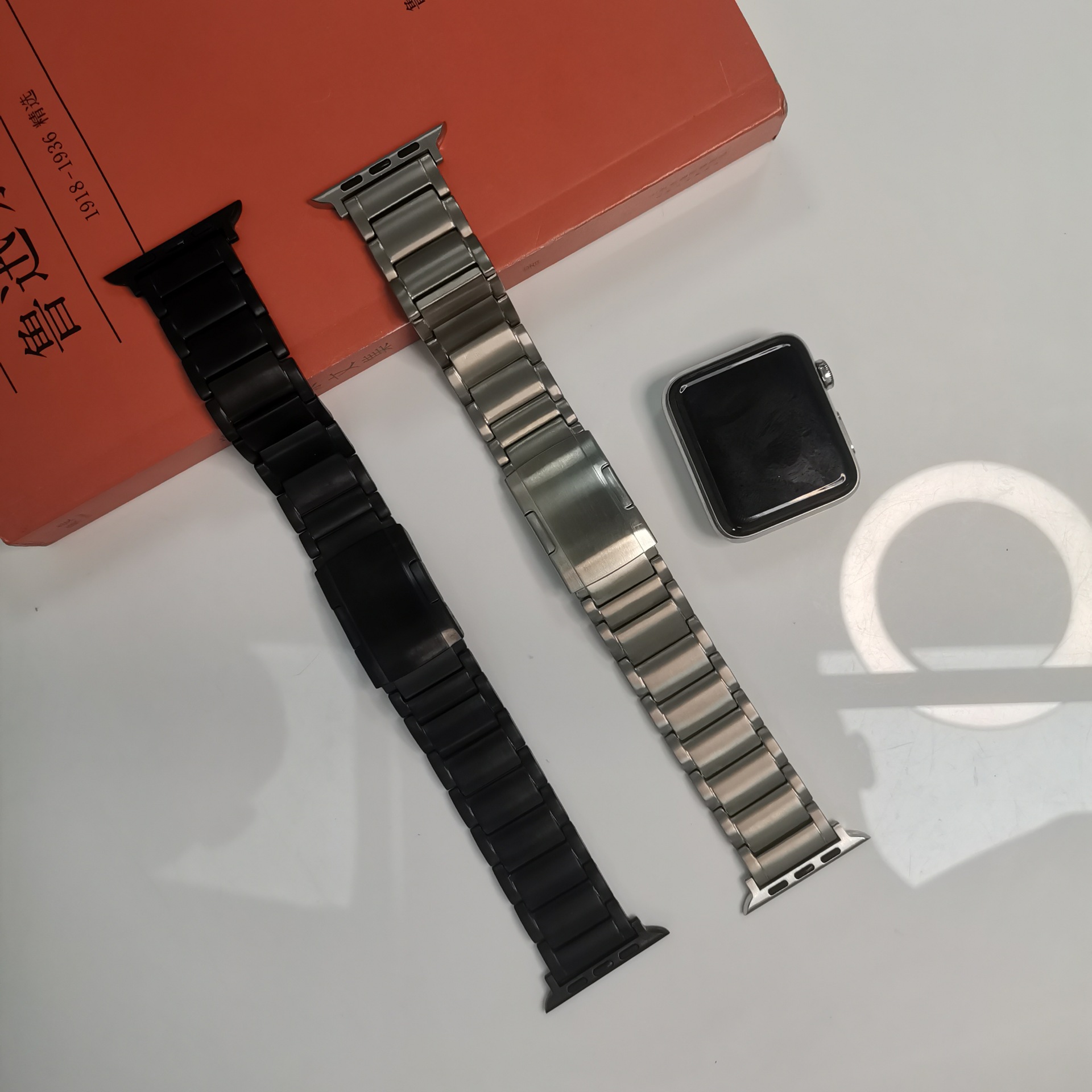 适用苹果applewatch Ultra钛表带 iwatch7/6/5/4智能手表金属表带详情1