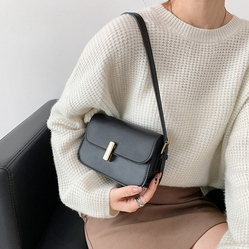 New autumn and winter retro saddle bag women's bag  new trendy fashion single shoulder armpit bag solid color simple bag for women