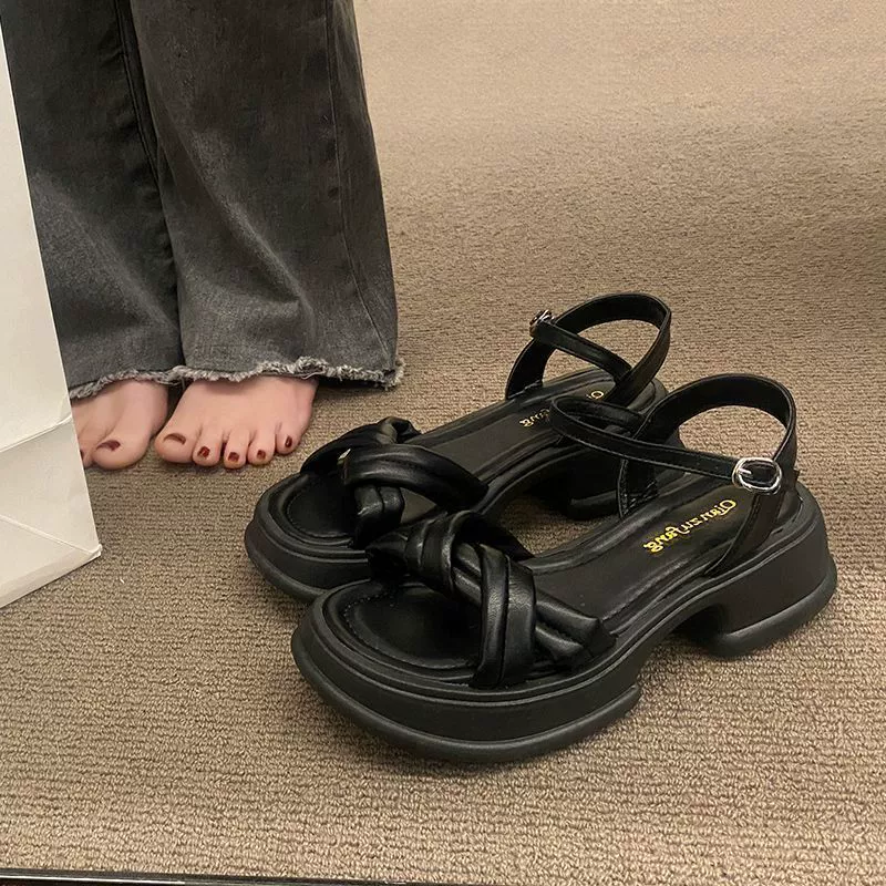 Сандалии, женская верхняя одежда, 2023, новый стиль, нескользящее платье на платформе с толстой подошвой в западном стиле, женская модная пляжная обувь