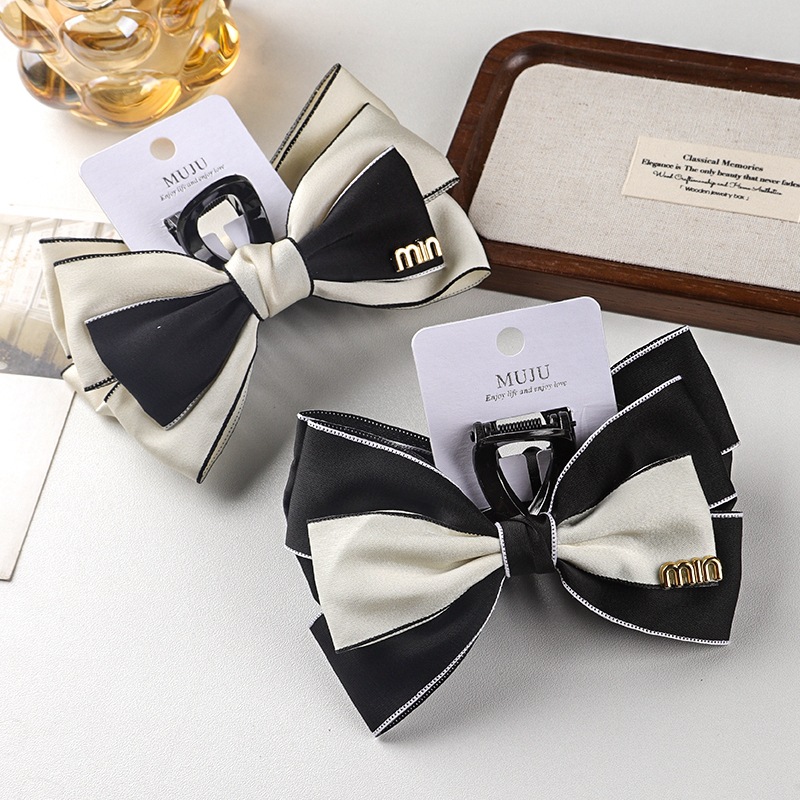 Kartenverpackte Schleifenklemme im eleganten Chanel-Stil, Haarklemme für große Haarmengen, Supermarkt-Haarzubehör für Damen, Haarklemme für den Hinterkopf, Hai-Klemme