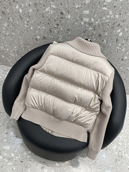 Demi-season white knitted down jacket