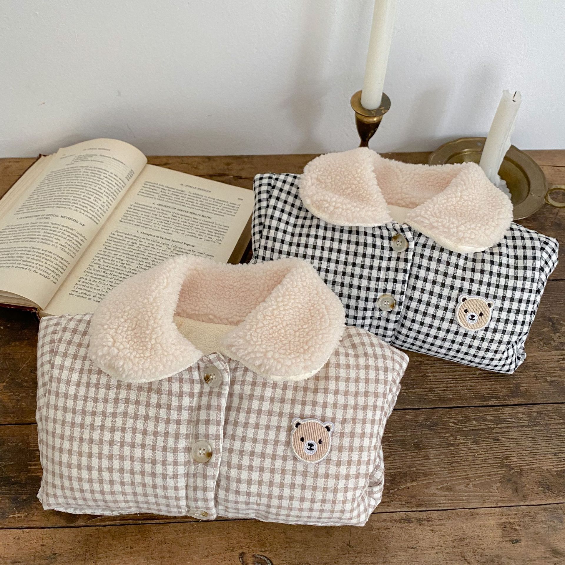 INS estilo coreano bebé ropa de invierno acolchado contraste de color a cuadros oso hombres y mujeres bebé engrosado abrigo de algodón acolchado Outwear Chaqueta de algodón acolchado