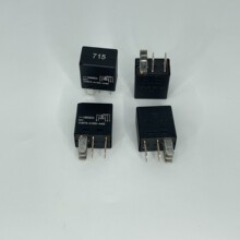̩��715��24V 5�ż̵���V23074-A1002-A403