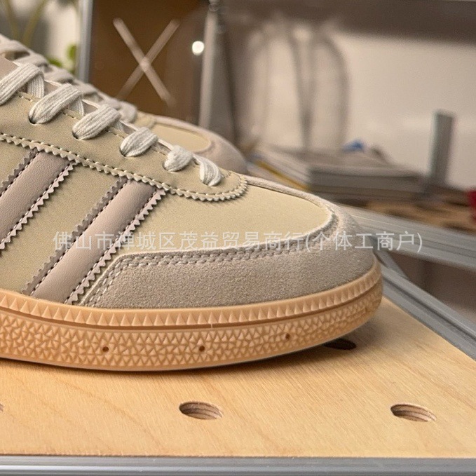 Pedido de exportación de comercio exterior R SPZL HAND baja moda zapatos de skate casuales deportivos Putian zapatos de entrenamiento