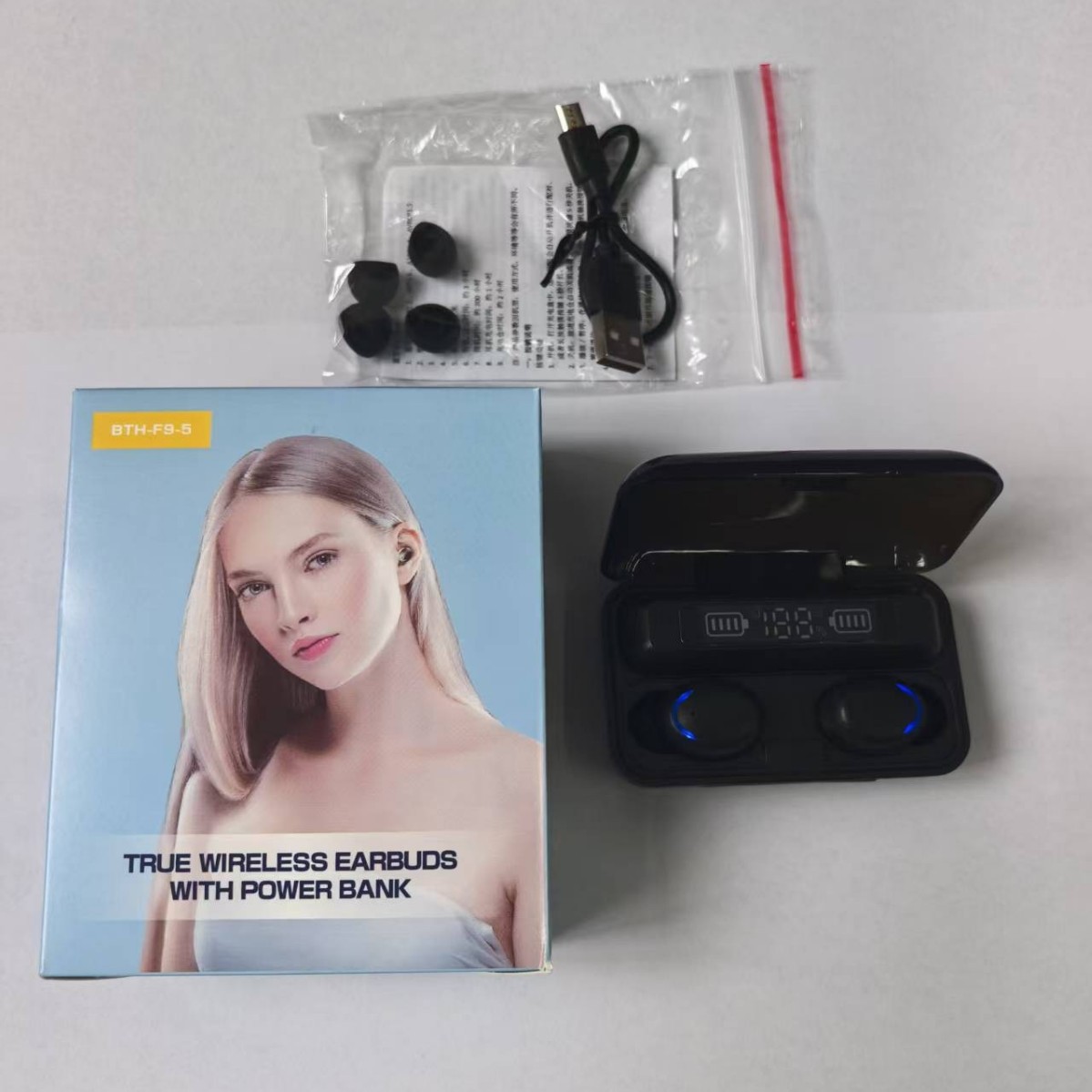 Producto popular de comercio exterior, auriculares Bluetooth táctiles F9-5c con pantalla de batería, calidad de sonido HIFI intrauditivos, reducción de ruido y batería de ultra larga duración.