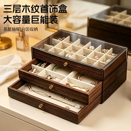 收纳盒;衣钩/挂钩;马桶清洁垫