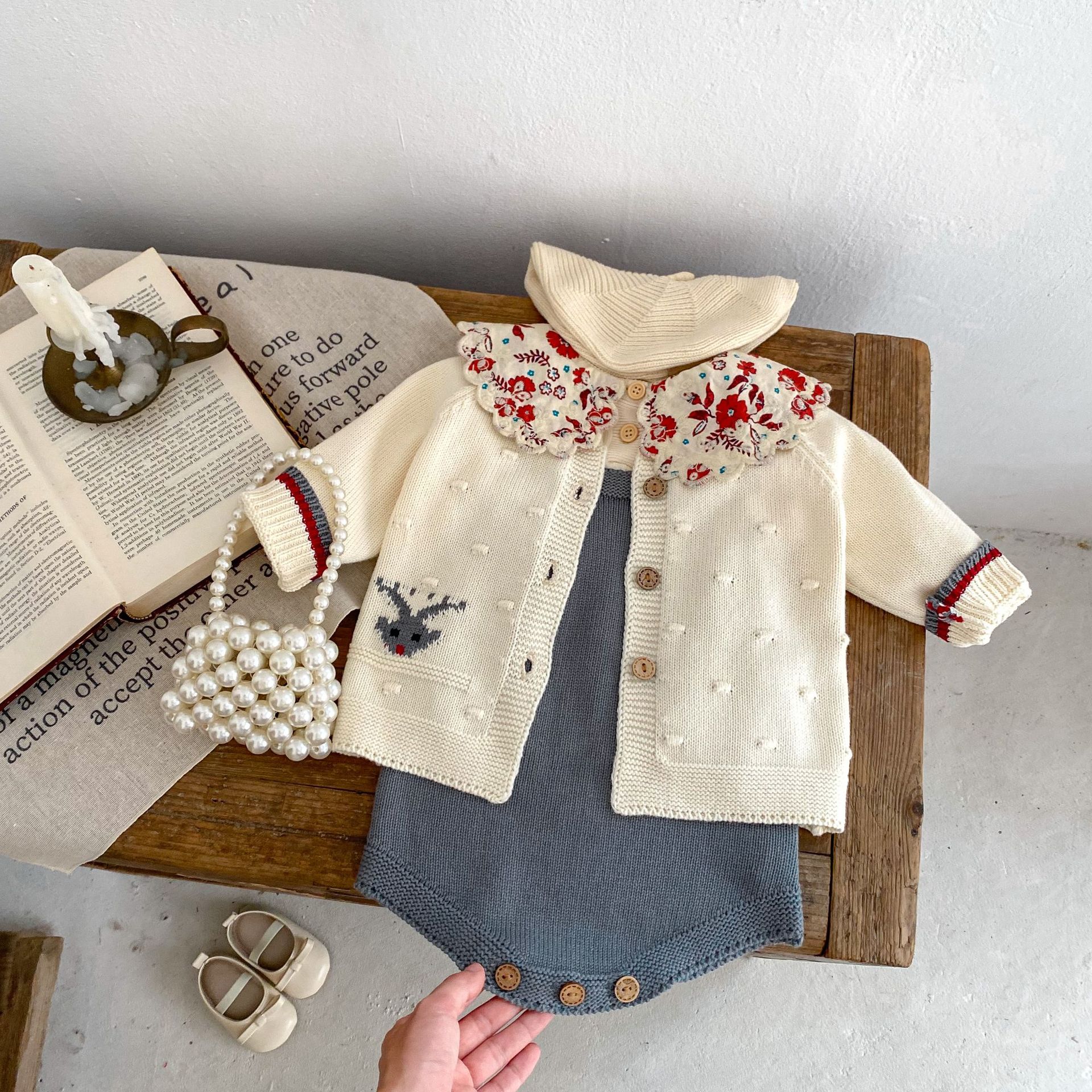 2024 tavaszi ruházat kislány rajzfilm szarvas kötött hosszú ujjú kabát+szürke pántos kabát 2 db válogatható_voghion.com