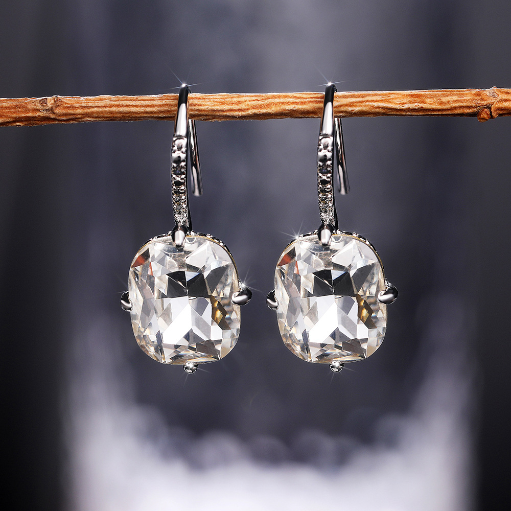 Geometric Square Copper Zircon Inlaid Zircon Earrings Wholesale display picture 5