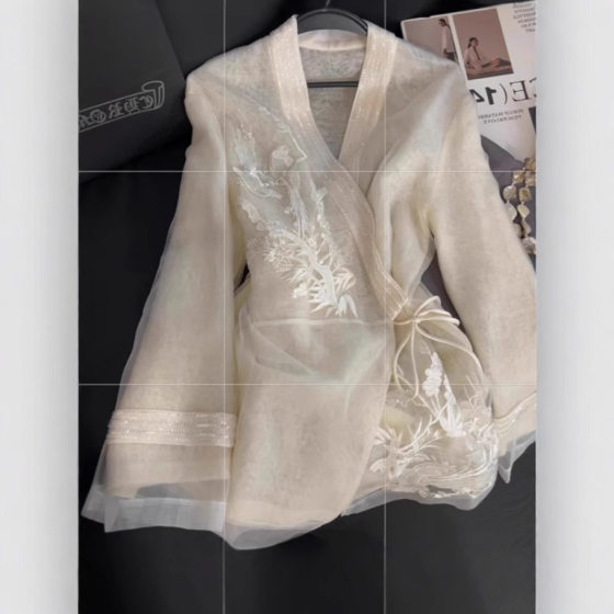 New Chinese Style Heavy Industry Embroidered Shirt Women's Mesh Fairy Gentle Style 2024 New National Style Zen Style Cool Sense Top