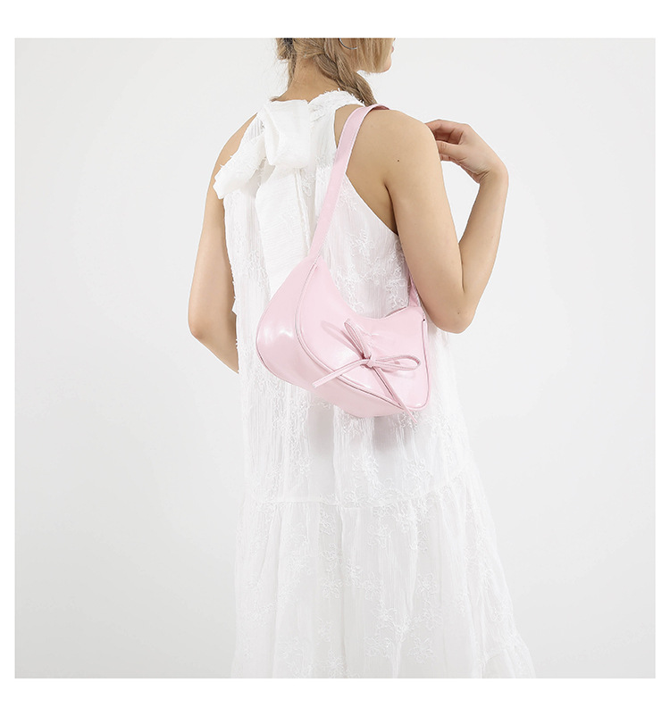 This is a trendy and fashionable single-shoulder crossbody bag with a simple bow design for women's 2024 autumn and winter collection undefined