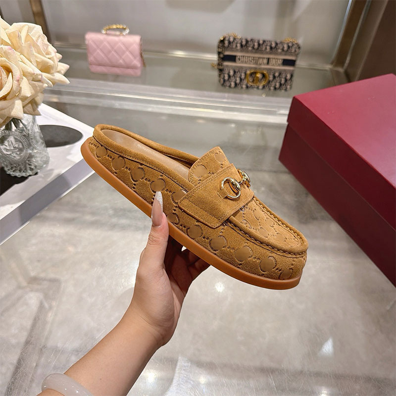 In stock, 2026 new model home thick-soled printed Boken closed-toe sandals for outdoor wear, genuine leather reverse velvet platform slippers for women In stock, 2026 new model home thick-soled printed Boken closed-toe sandals for outdoor wear, genuine leather reverse velvet platform slippers for women