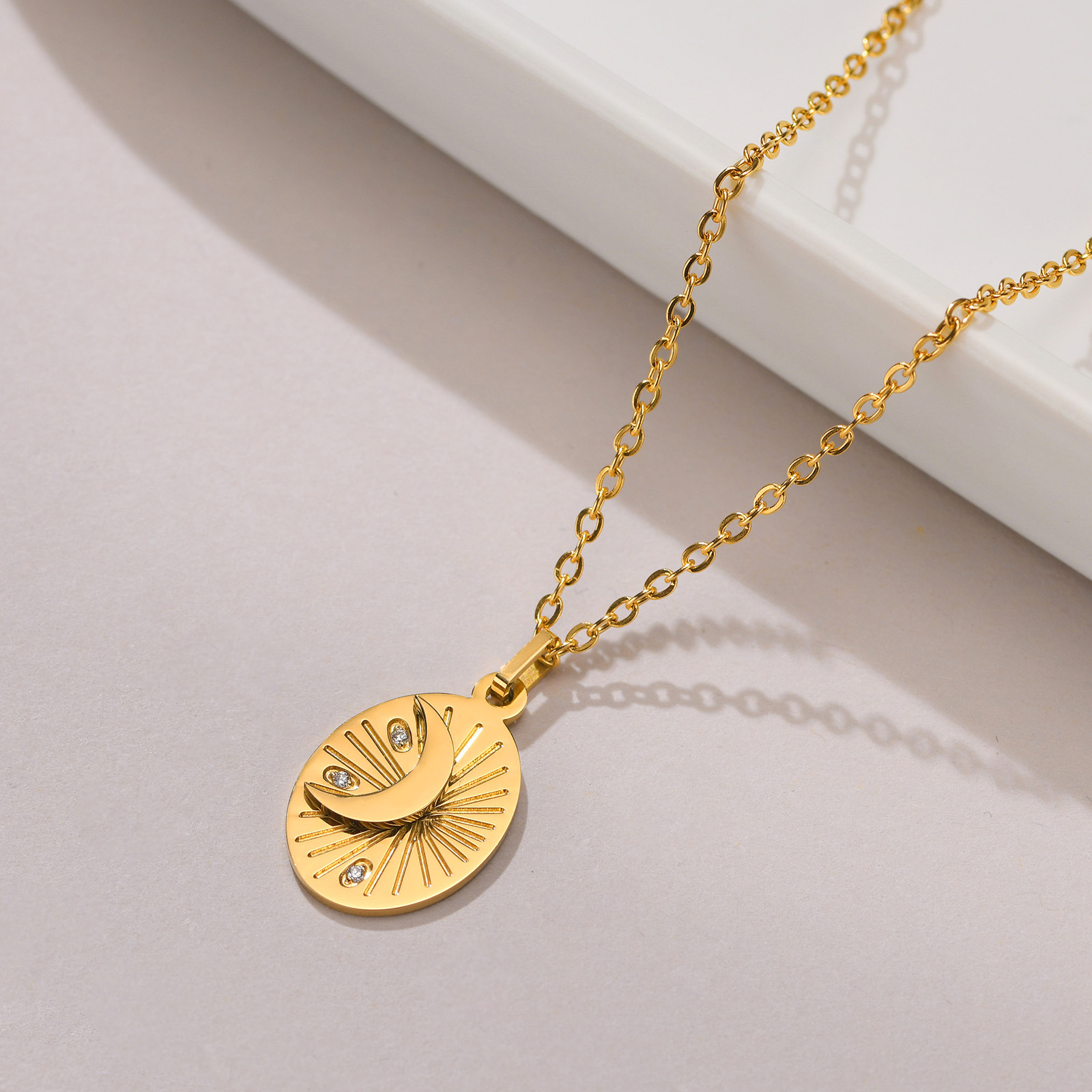 Fashion Round Moon Stainless Steel Plating Inlay Zircon Pendant Necklace 1 Piece