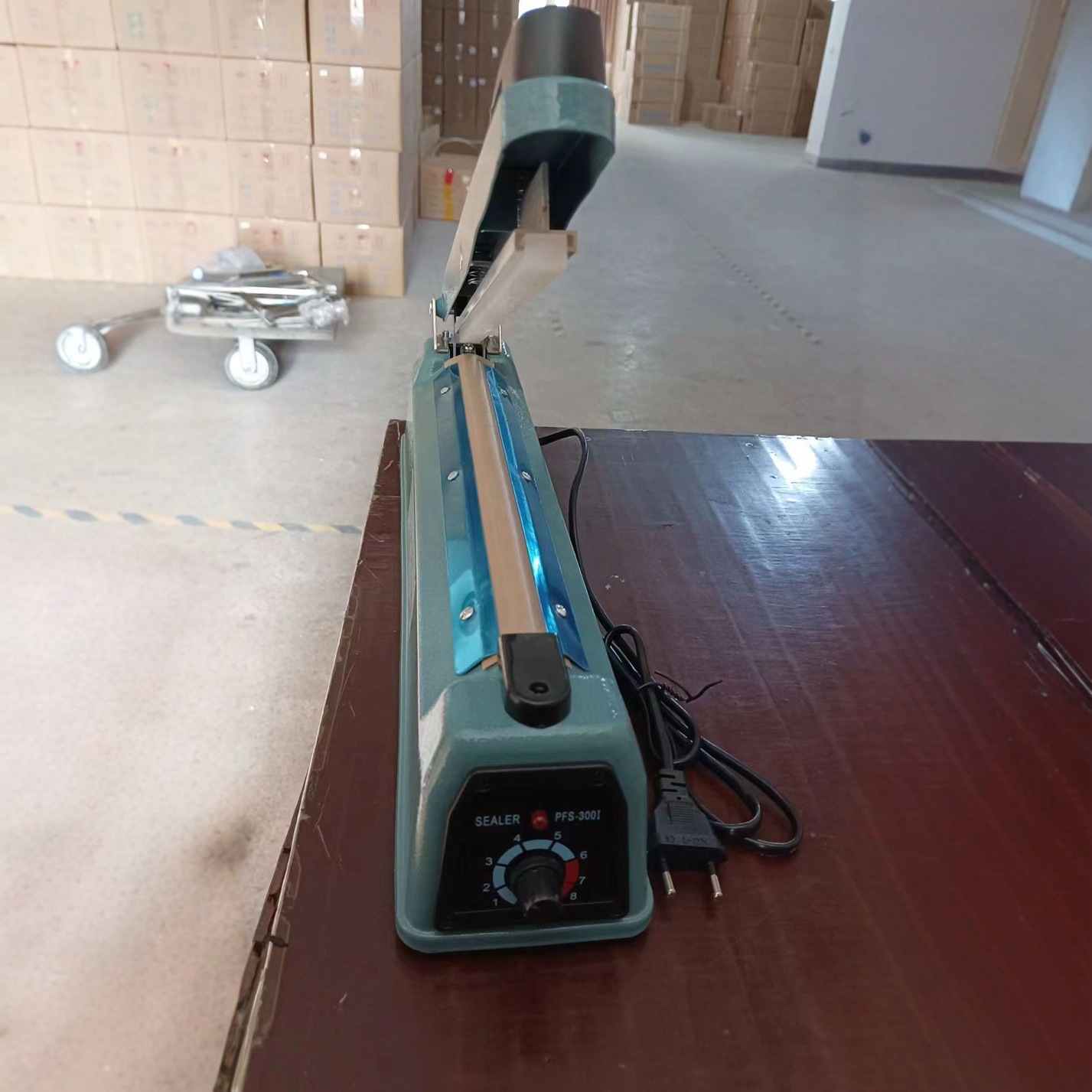 400 máquina de sellado pequeña bolsa de plástico de papel de aluminio máquina de sellado manual de té máquina de sellado de plástico de presión manual de cáscara de hierro