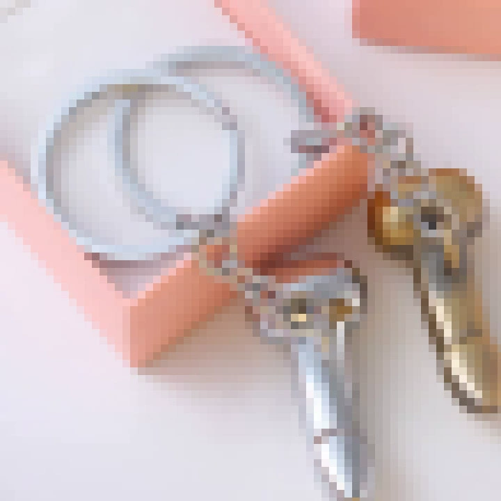 Цинковый сплав творческие подарки забавные модели брелок серебро бронза Поли дорогой брелок в наличии оптом