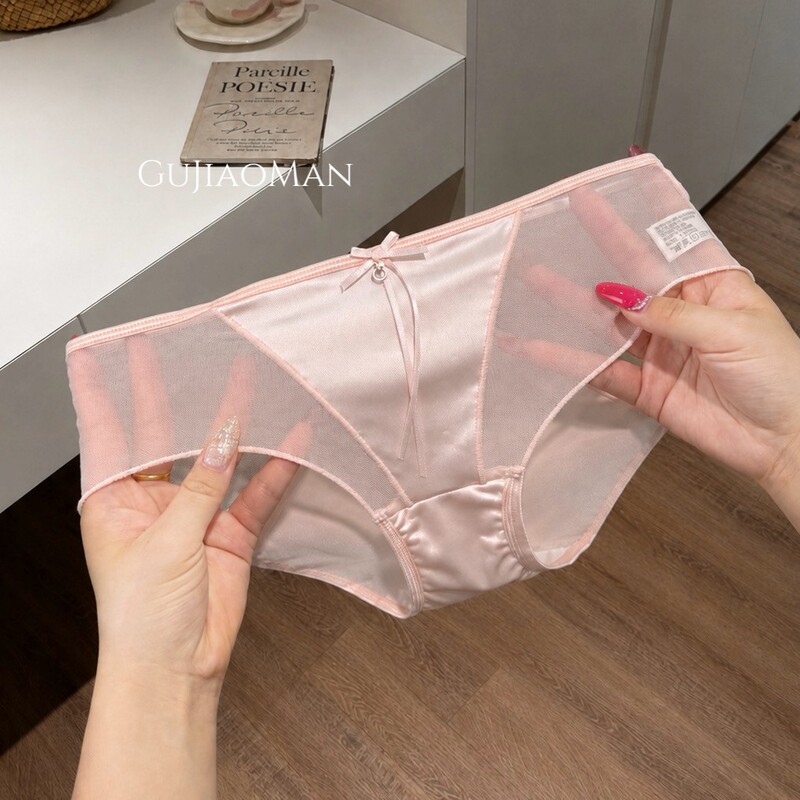 New French-style lace panties for women, sexy satin, semi-transparent mesh, high-appearance triangle briefs with full cotton crotch New French-style lace panties for women, sexy satin, semi-transparent mesh, high-appearance triangle briefs with full cotton crotch