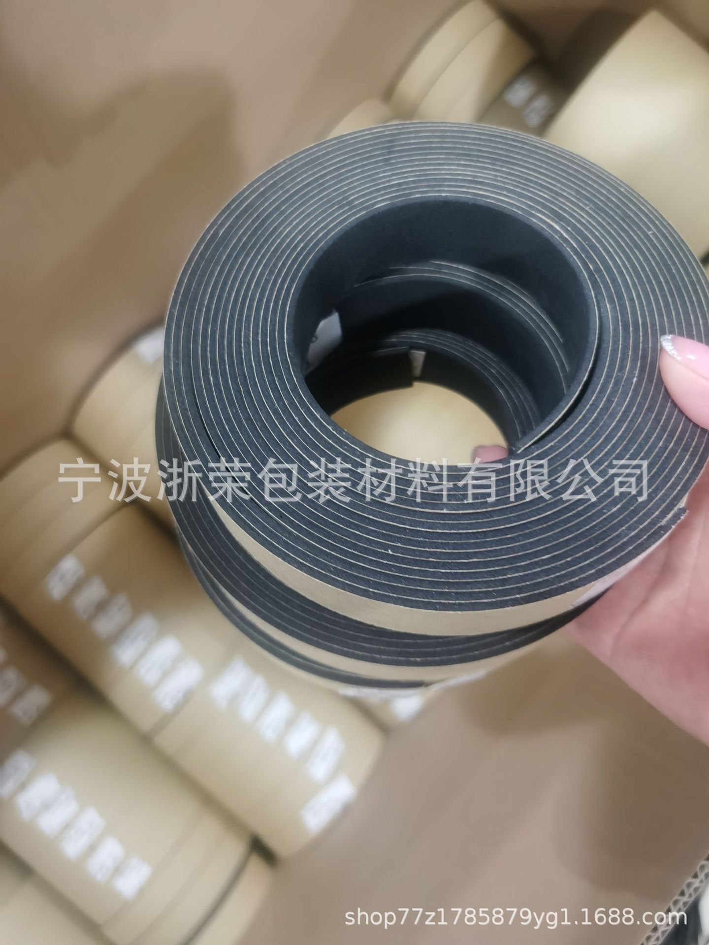 定制橡胶发泡密封条EPDM单面背胶 CR防火阻燃密封 免费拿样