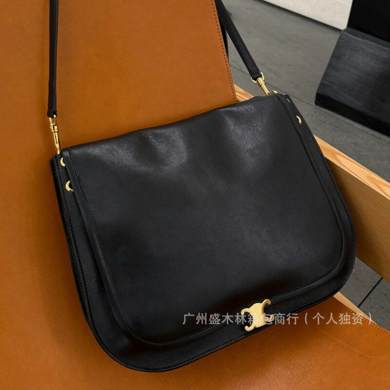 2026 Edition Soft Triomphe Square Bag Large Capacity Vegetable-Tanned Leather Soft Bag Versatile Single Shoulder Crossbody Women's Bag 2026 Edition Soft Triomphe Square Bag Large Capacity Vegetable-Tanned Leather Soft Bag Versatile Single Shoulder Crossbody Women's Bag