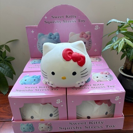 Popular cute animal-shaped KT cat Hello Kitty large-sized squeeze toy
