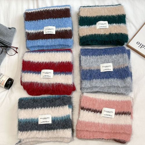 2024 new style dopamine striped color-blocking knitted warm scarf for women, high-end neck scarf and neck protector for students, versatile and trendy
