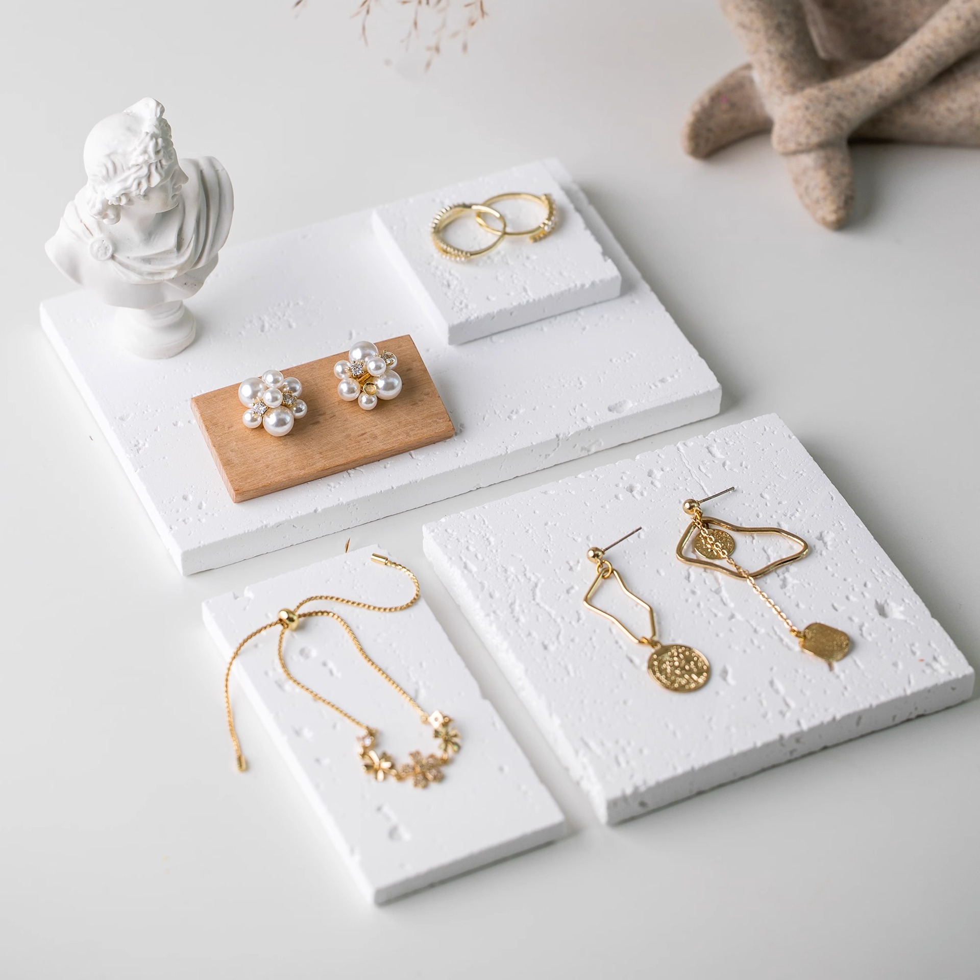 Gypsum hollow stone jewelry display rack earring necklace jewelry pendant decoration props for jewelry photography