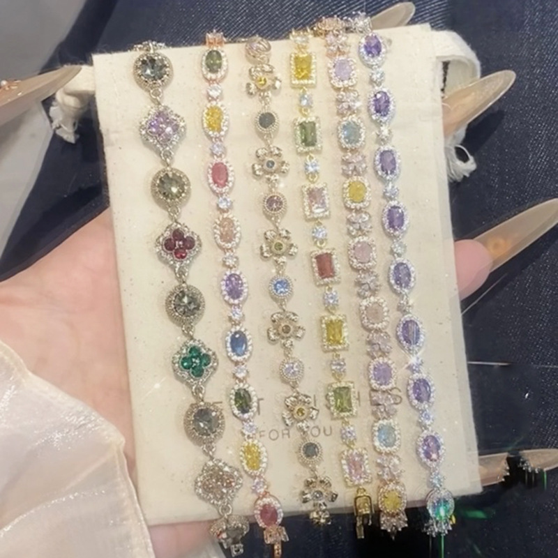 Colorful Bracelet: European and American Style Zircon Flower Hollow Bracelet, Simple and Fashionable, Exquisite and Versatile Women's Jewelry Colorful Bracelet: European and American Style Zircon Flower Hollow Bracelet, Simple and Fashionable, Exquisite and Versatile Women's Jewelry