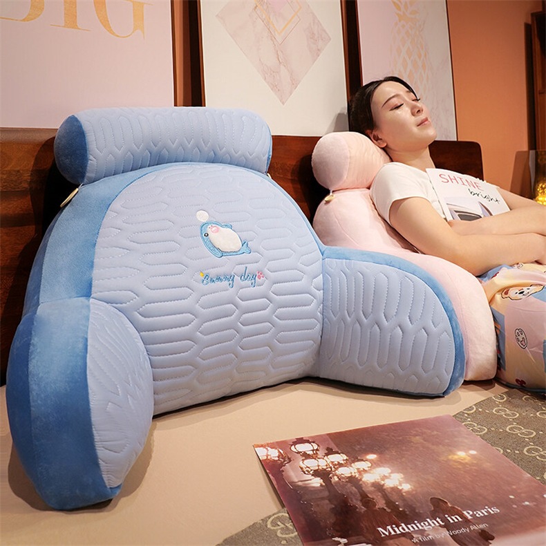 夏季冰感卡通冰丝乳胶腰靠办公室懒人靠垫床上看书靠背神器护腰枕