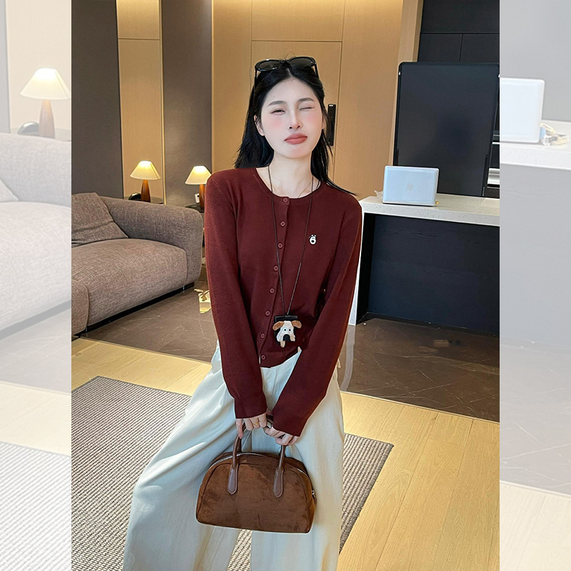 学院风韩系设计感刺绣针织开衫秋季新款女装毛衣气质外套百搭上衣|undefined