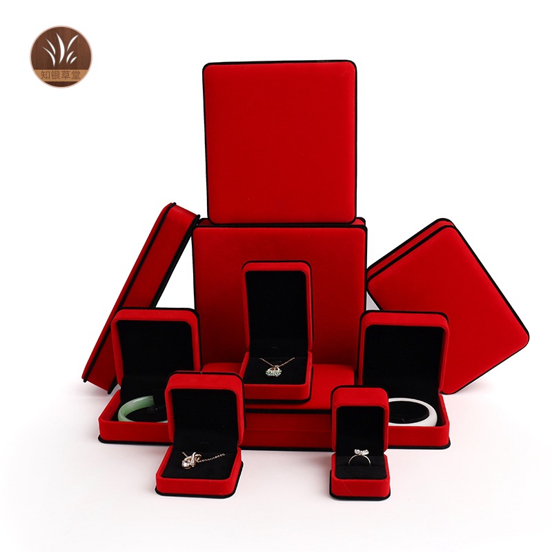红绒黑边首饰盒包装盒礼品盒戒指盒吊坠盒手镯盒项链盒饰品包装盒