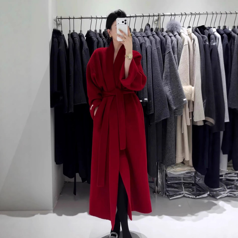 New Year's Red Wool Coat for Women, High-End and Elegant Bathrobe-Style Red Double-Sided Woolen Coat with a Stylish Lapel