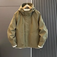 跨境春秋连帽外套男潮牌休闲百搭工装夹克时尚纯色简约户外冲锋衣