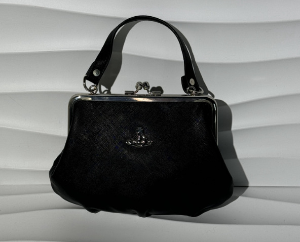 블랙 사피아노 만두