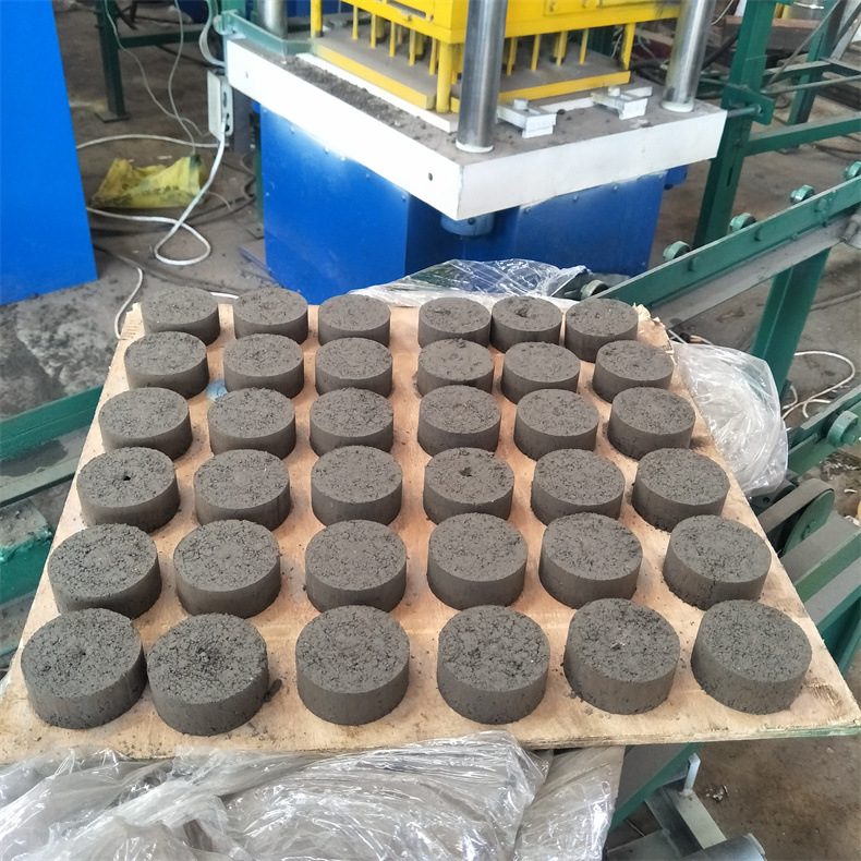 四柱压力全自动椰壳砖机 静压椰壳砖砌块机 脱盐椰糠压块砖机