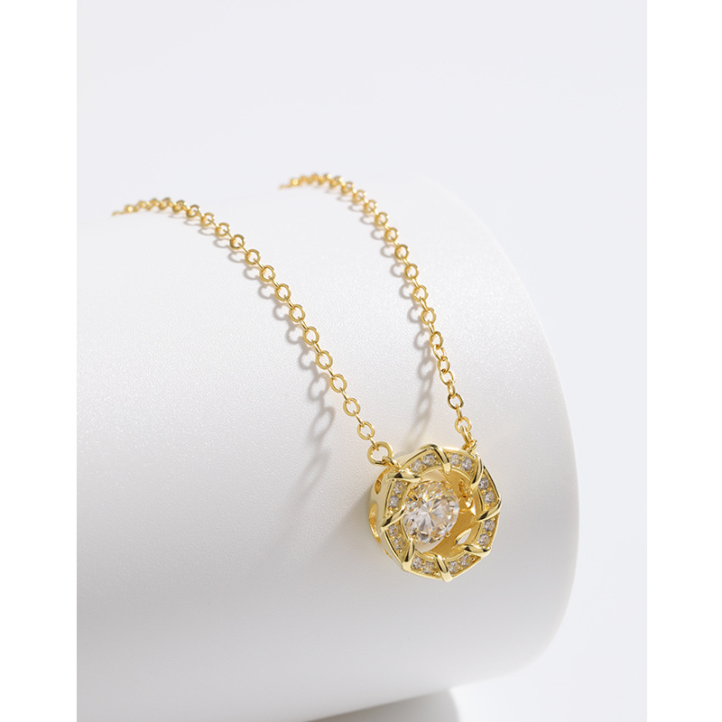 D-color moissanite diamante collar mujer 925 luz nicho de lujo corazón latiendo colgante cadena clavícula regalo de Navidad