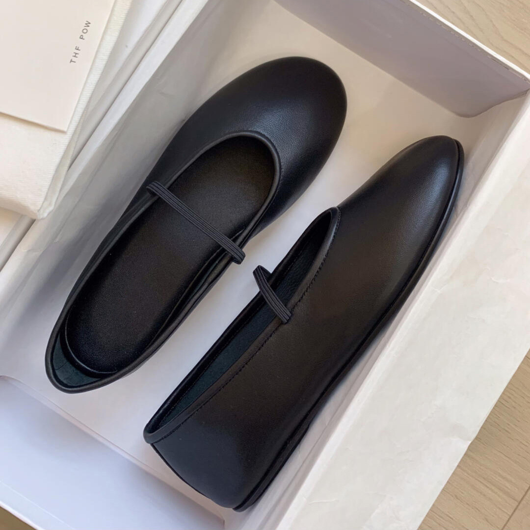 Summer retro Mary Jane shoes made of sheepskin leather with a strap…
