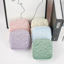 多巴胺灯芯绒花朵绗缝家居便携大容量小方包姨妈包月事包化妆包