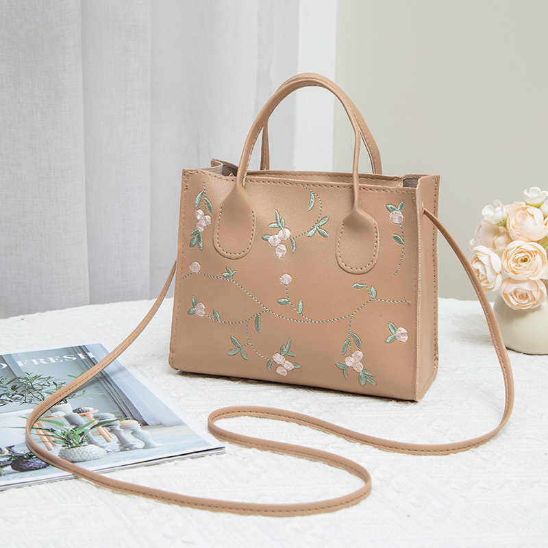 Bolsas de brazo de moda de dama bordadas nicho elegantes bolsas de dama de moda de viaje de brazo bolsas de hombro