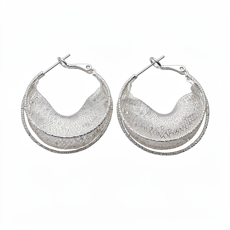 Agujas de plata de malla metálica barco curvo cristal en forma de c pernos de orejas huecos de aire frío pendientes personales ligeros de lujo de alta calidad perfumes de orejas image 6