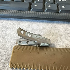 连接器;音视频插头;车载充电器