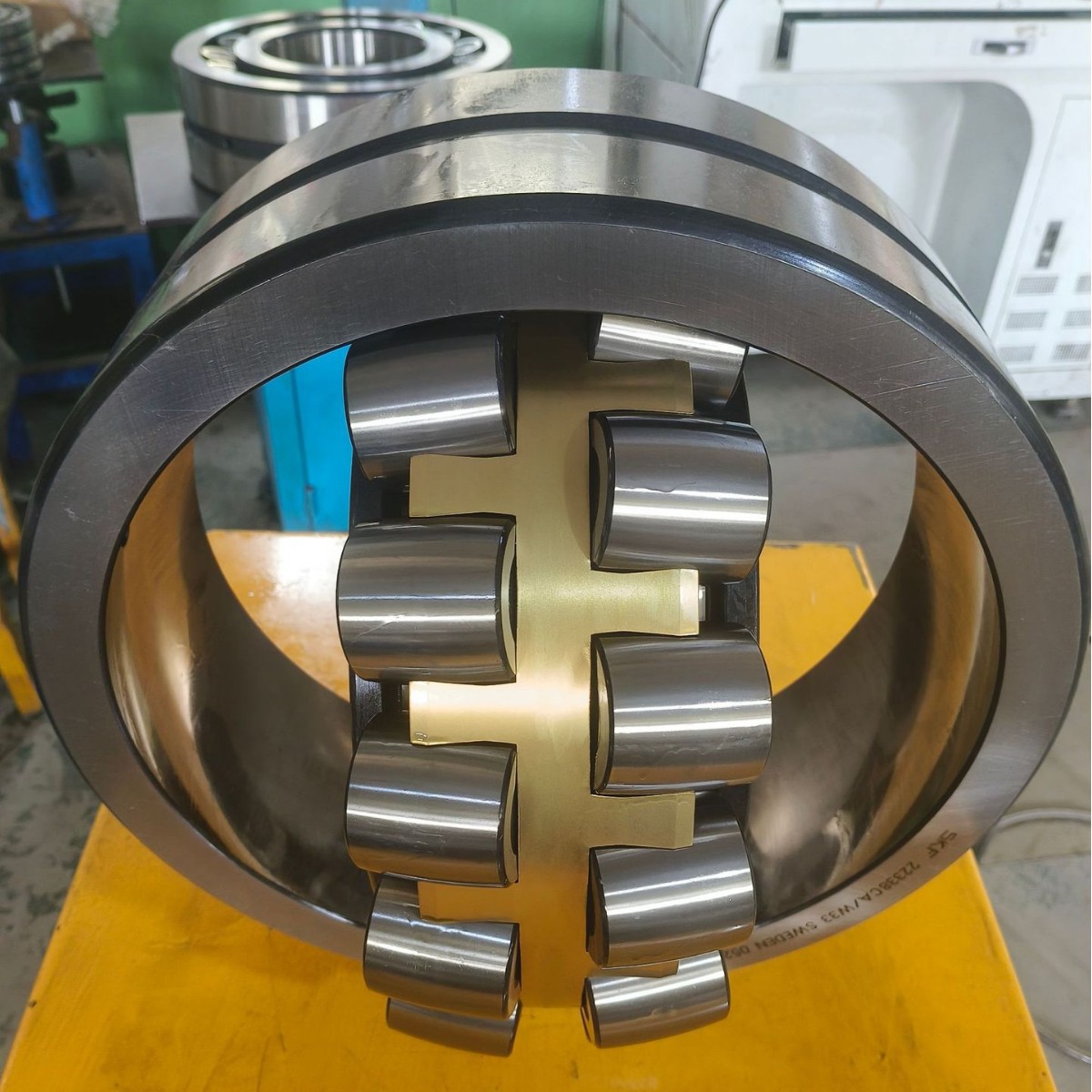 三类调心滚子MB轴承大批发  23218MBW33C3振动筛  破碎机专用轴承