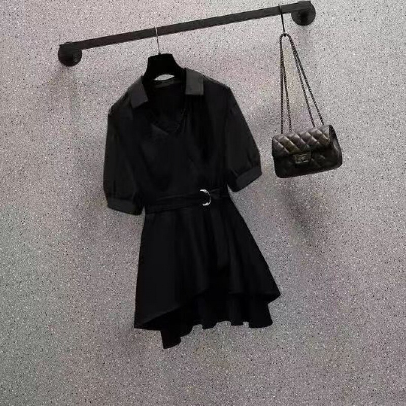 大きいサイズの女装の洋気は腰を収めてやせているシャツの女性の2025新型の春の太っている妹の肉のシャツを覆います。|undefined
