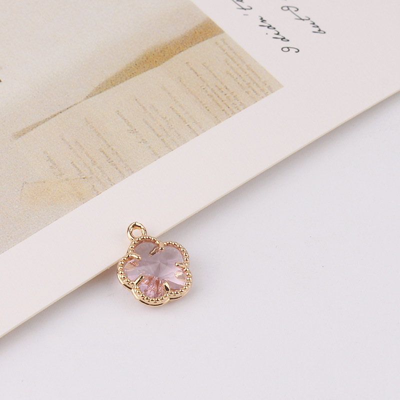 3g Weight Pendant Jewelry Making Type Zircon Inlay Material DIY Jewelry Accessories, Earrings, Necklace Classification 1 Piece Quantity Copper Material Bag, Flower Pattern Inlay Design IG Style, Shiny Style 1 Piece Copper Zircon Bag Flower Pendant DIY Jewelry Accessories Earrings Necklace 8