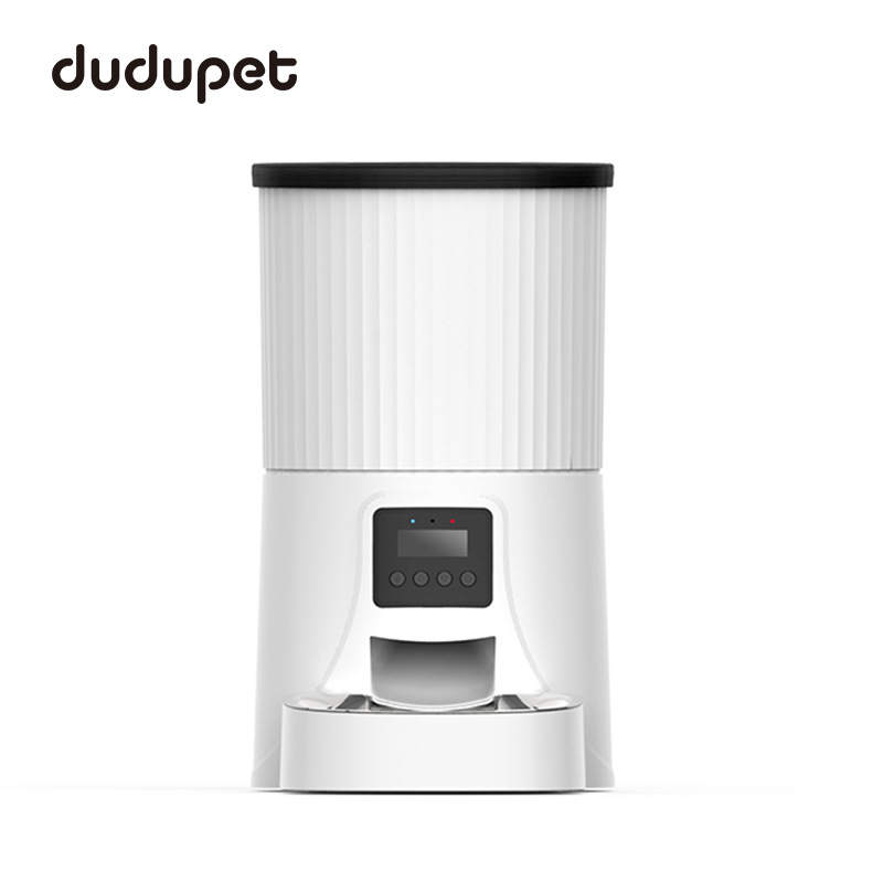 跨境新款宠物智能喂食器APP控制科学喂养猫咪WIFI智能自动投食器